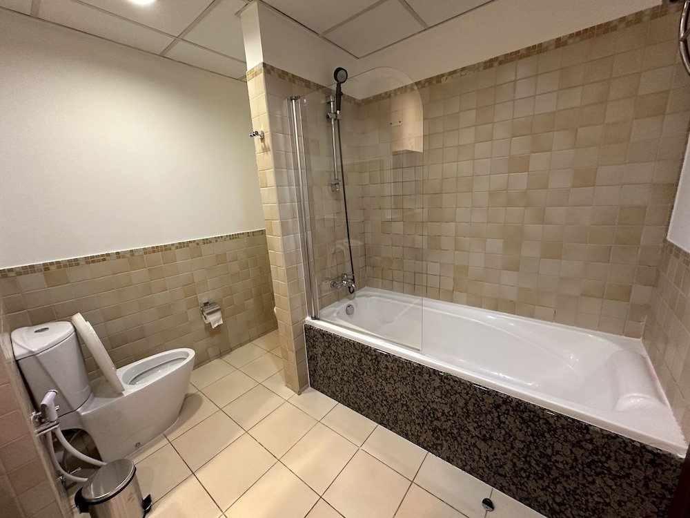 Дубай: Moonlight Hostel JBR