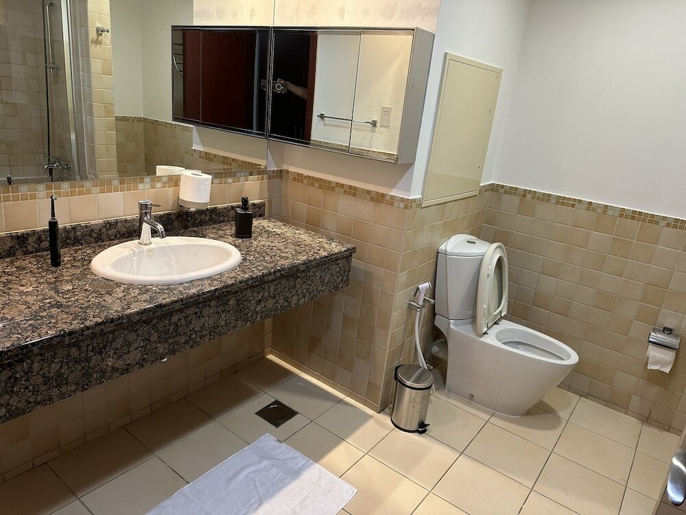 Дубай: Moonlight Hostel JBR