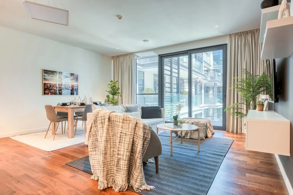 Дубай: Apt w Dubai Luxury Experience Nxt to Burj Khalifa
