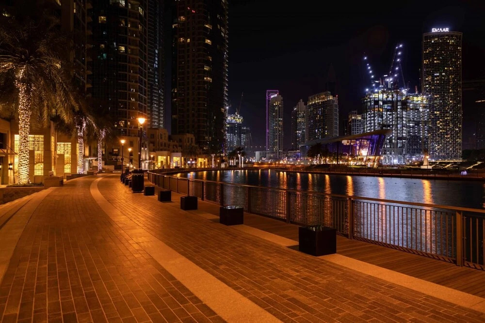 Дубай: Luxury Living Next to Dubai Mall Burj Khalifa