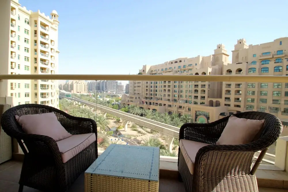 Дубай: Kennedy Towers - Al Sarood