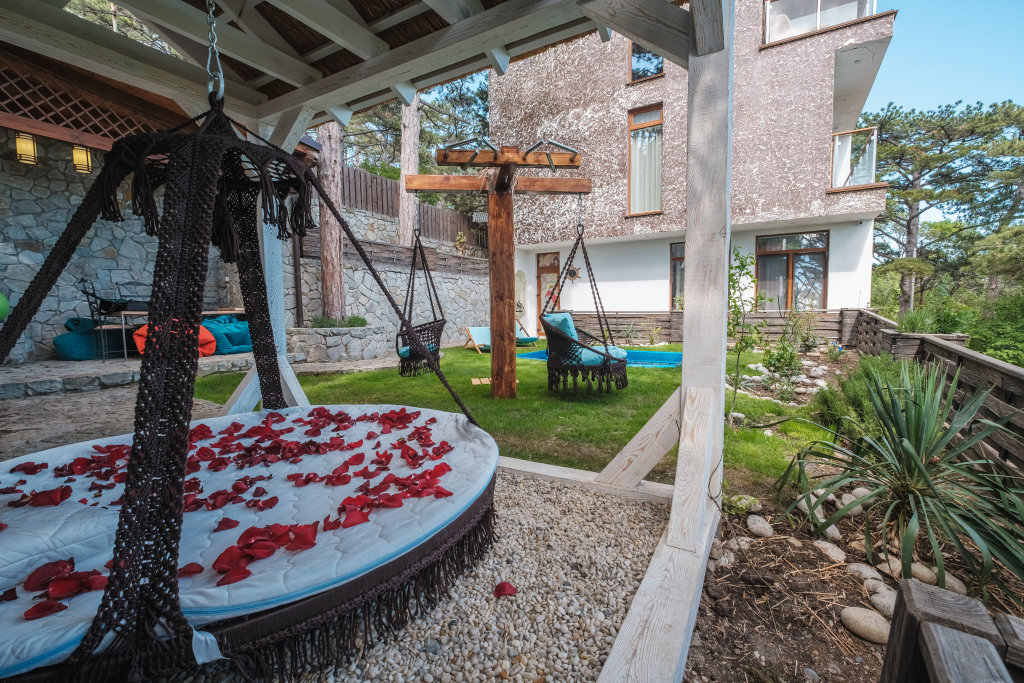 Восход: Вилла Villa Rose