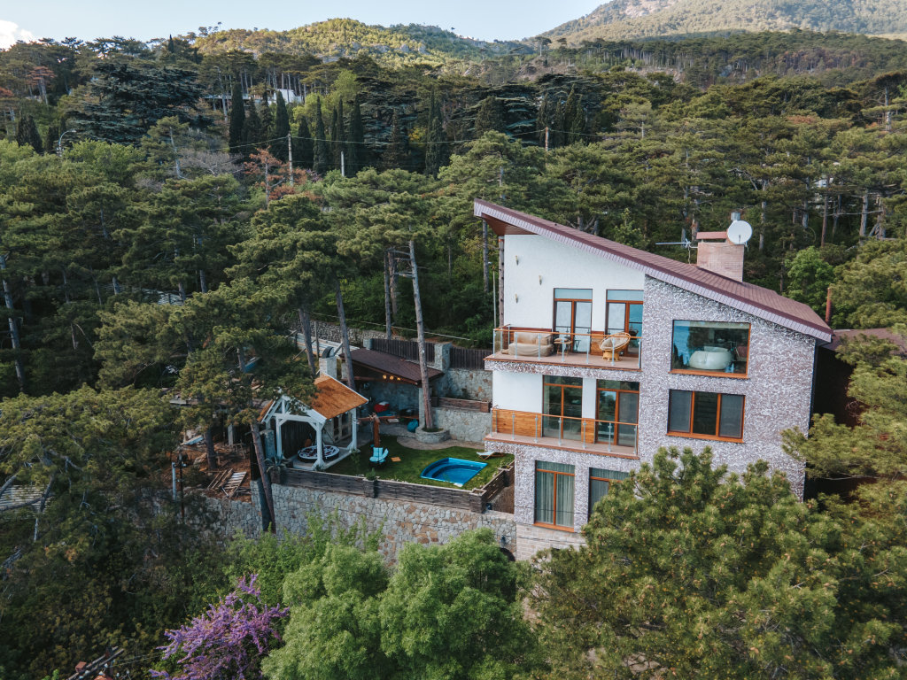 Восход: Вилла Villa Rose