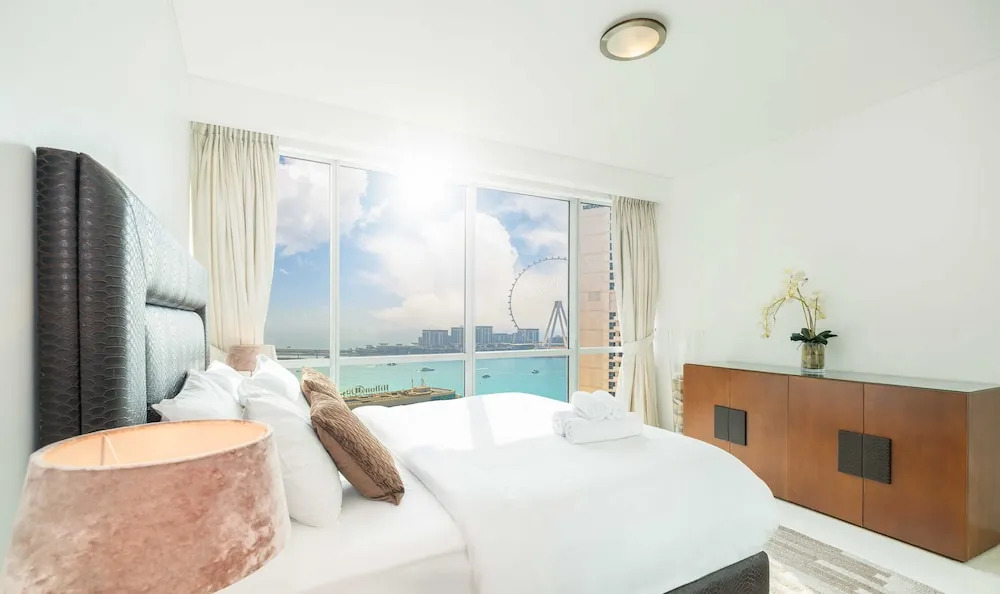 Дубай: LUX The Luxury Sunny JBR Beach Views