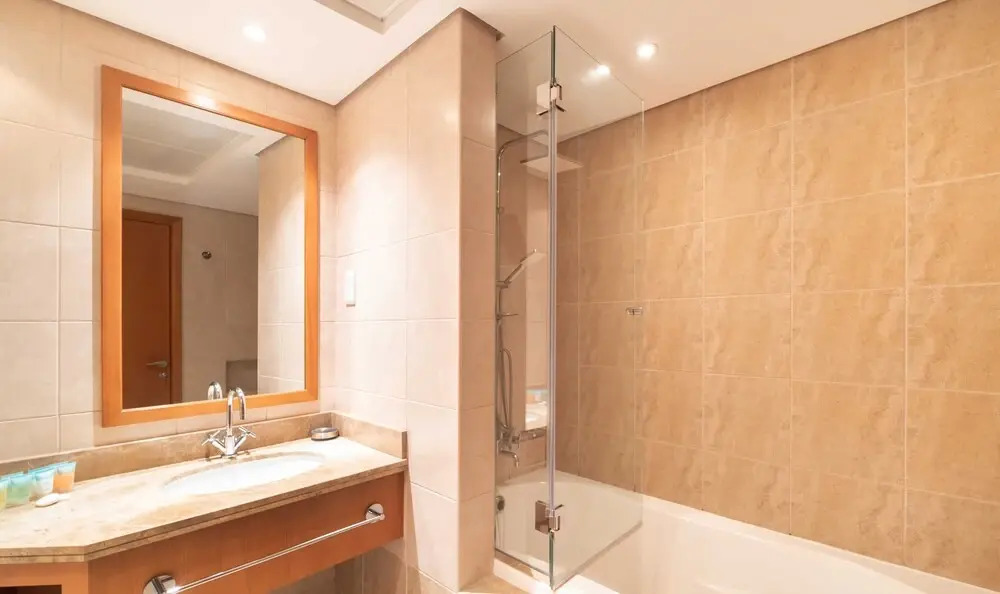 Дубай: LUX The Luxury Sunny JBR Beach Views