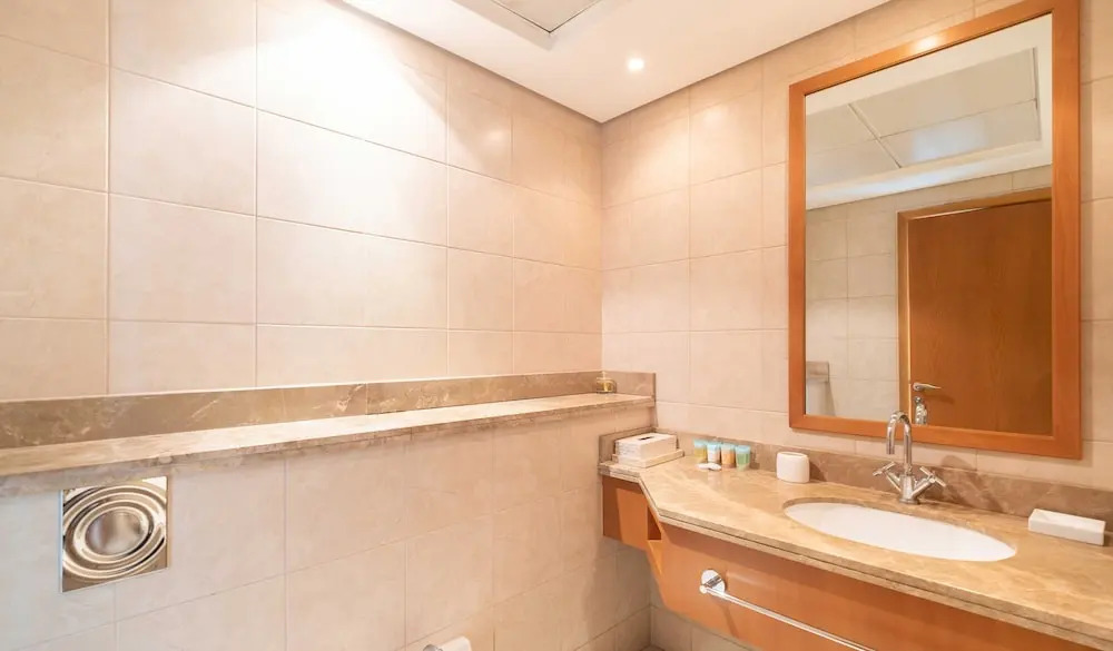 Дубай: LUX The Luxury Sunny JBR Beach Views