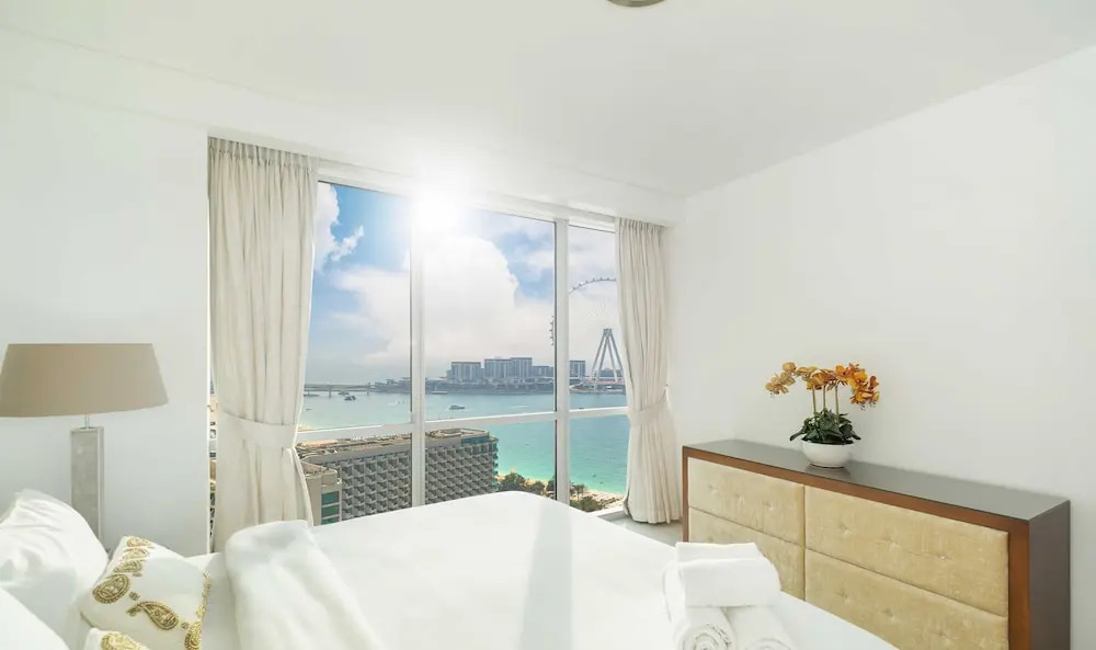 Дубай: LUX The Luxury Sunny JBR Beach Views