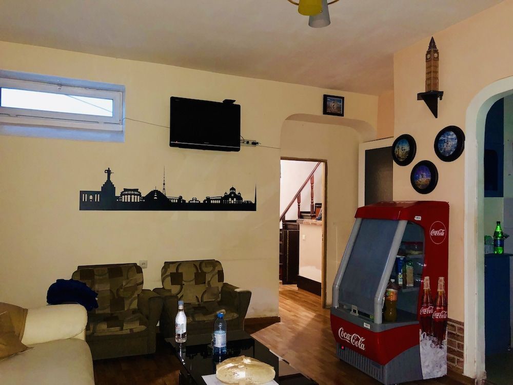Ереван: Хостел All Seasons от HOSTELANDTOURS