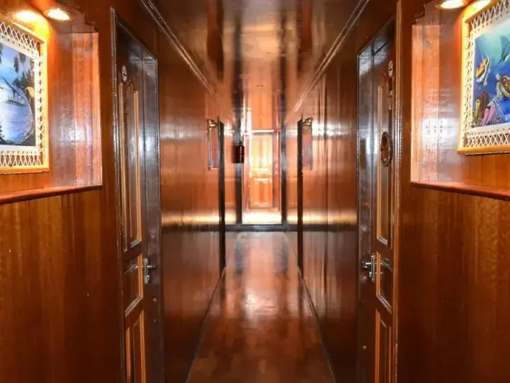 Северный атолл Мале: Maldivica Cruise ( Maldivian Dream)