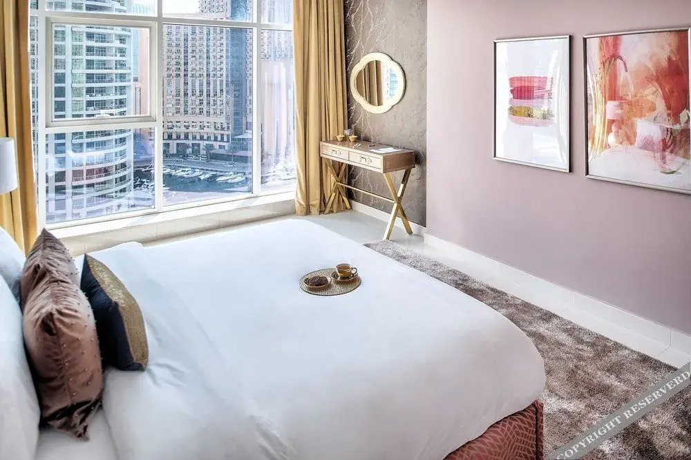 Дубай: Continental Tower by Luxury Staycation