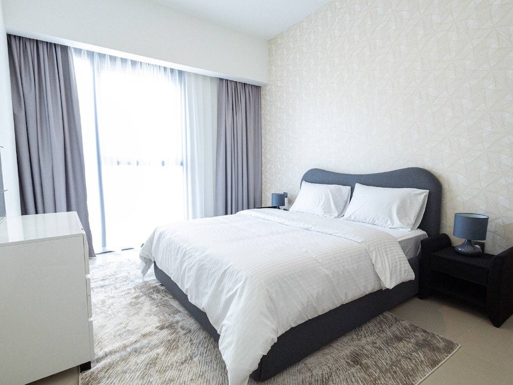 Дубай: Mh- Act - Downtown 1bhk-ref4002
