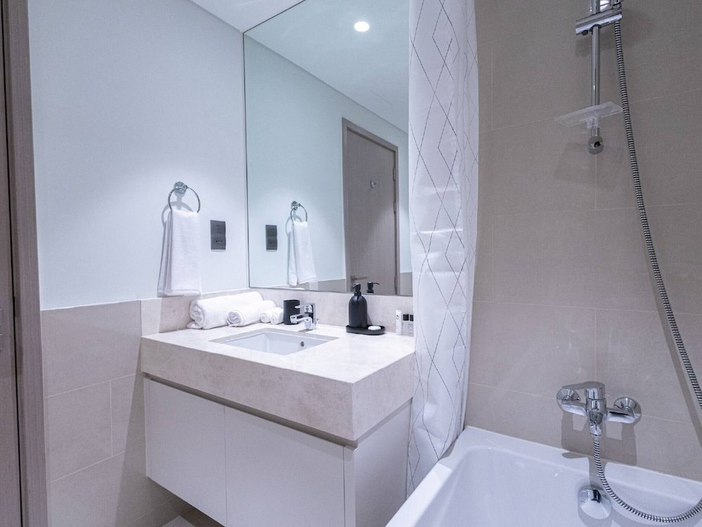 Дубай: Mh- Act - Downtown 1bhk-ref4002