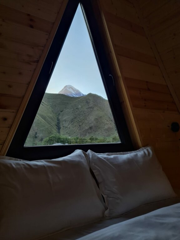 Степанцминда: Шале Trip Zone Kazbegi