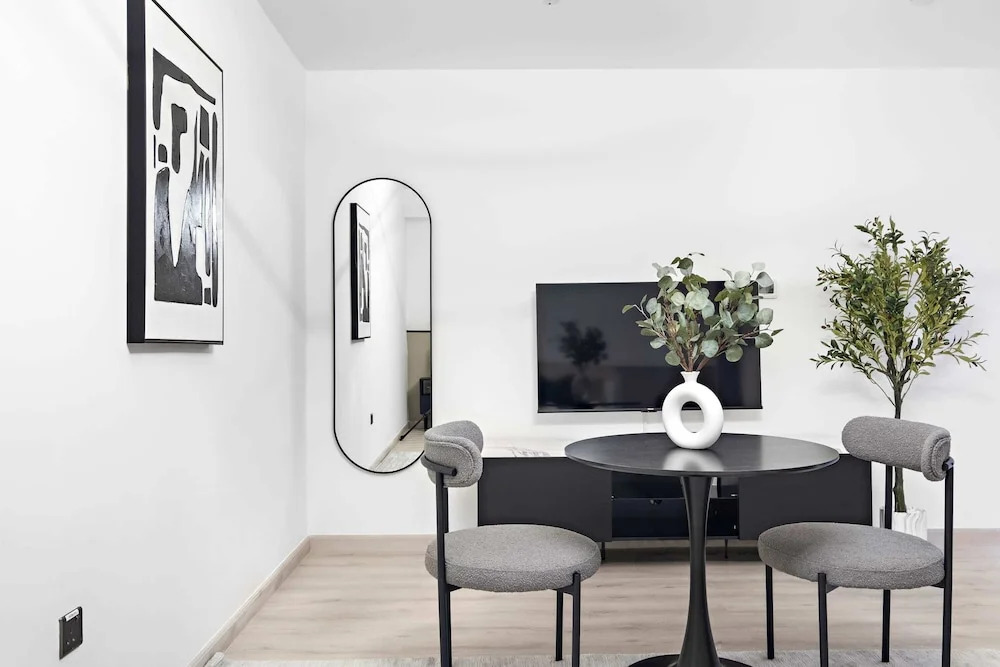 Дубай: Silkhaus Millennium Executive Tower