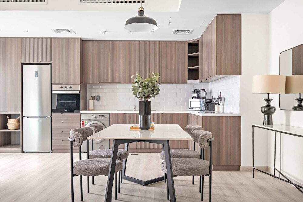 Дубай: Silkhaus Millennium Executive Tower
