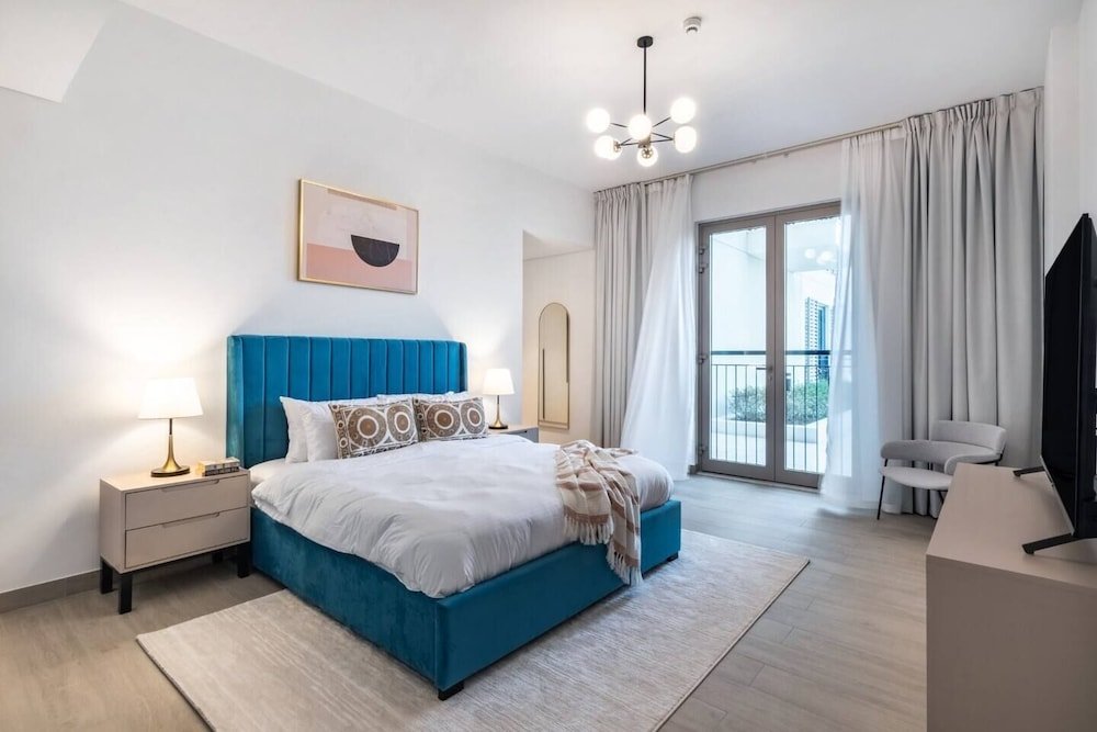 Дубай: Sea View 2BR in Port de La Mer