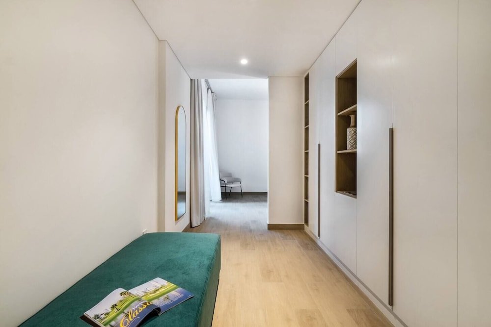 Дубай: Sea View 2BR in Port de La Mer