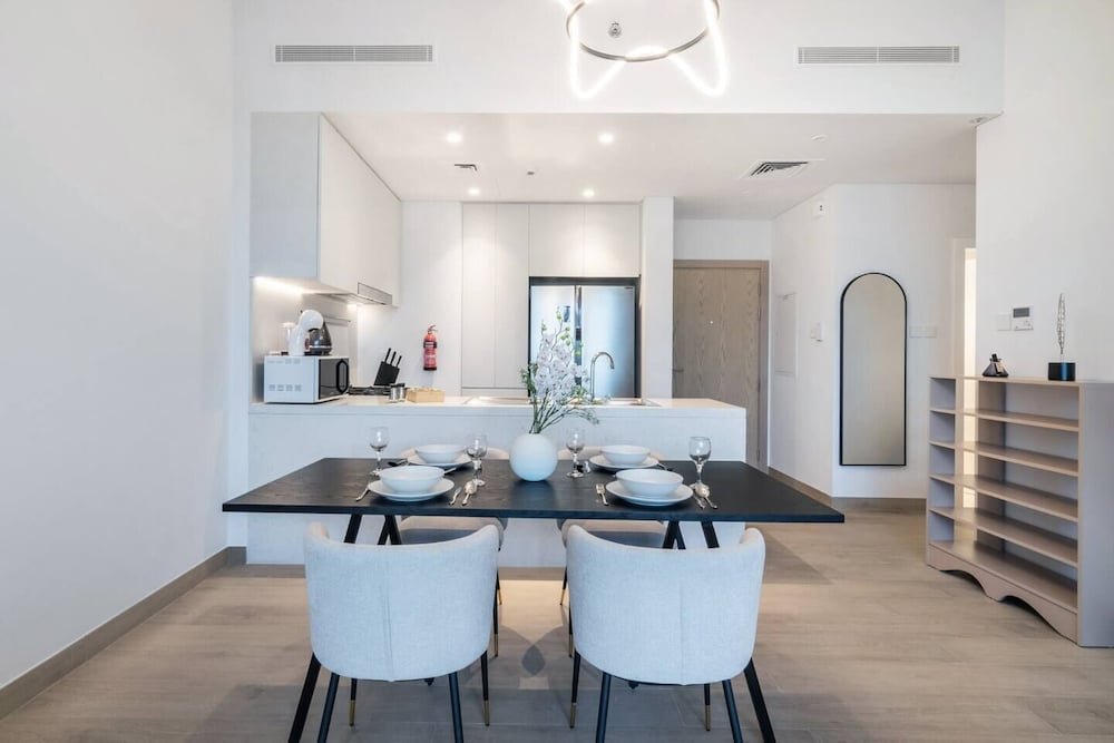 Дубай: Sea View 2BR in Port de La Mer