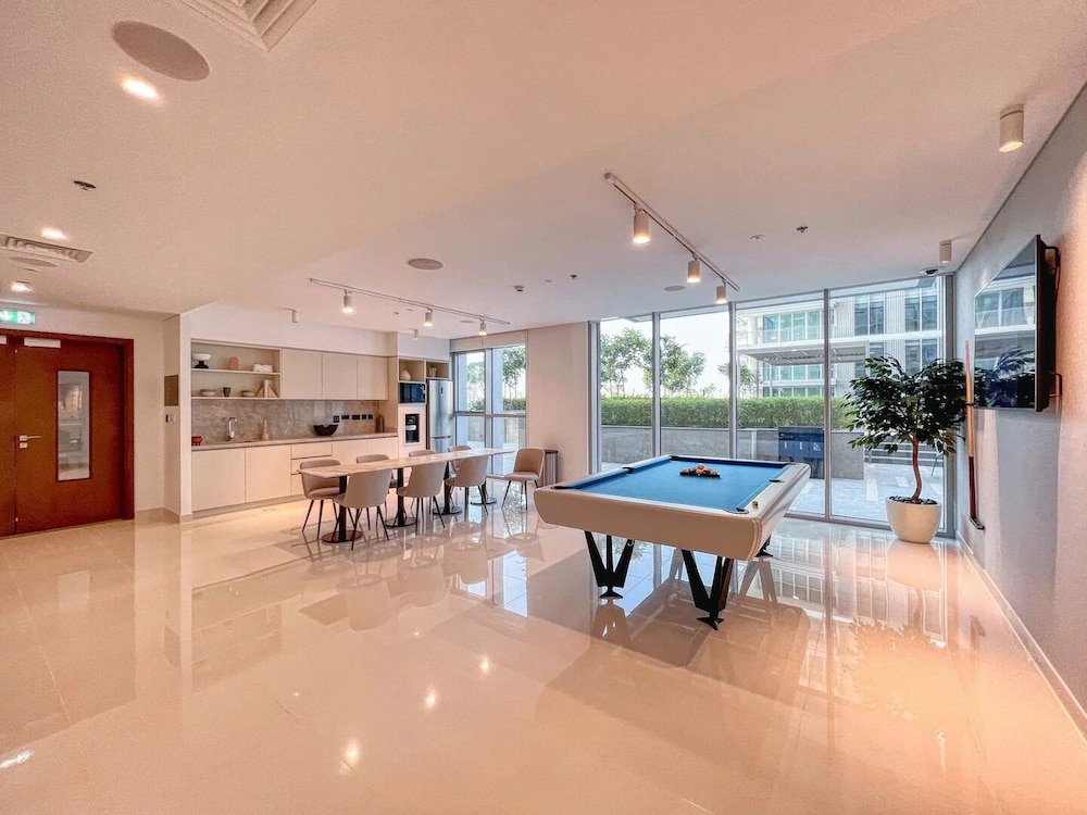 Дубай: Sea view 2BR Beach Isle
