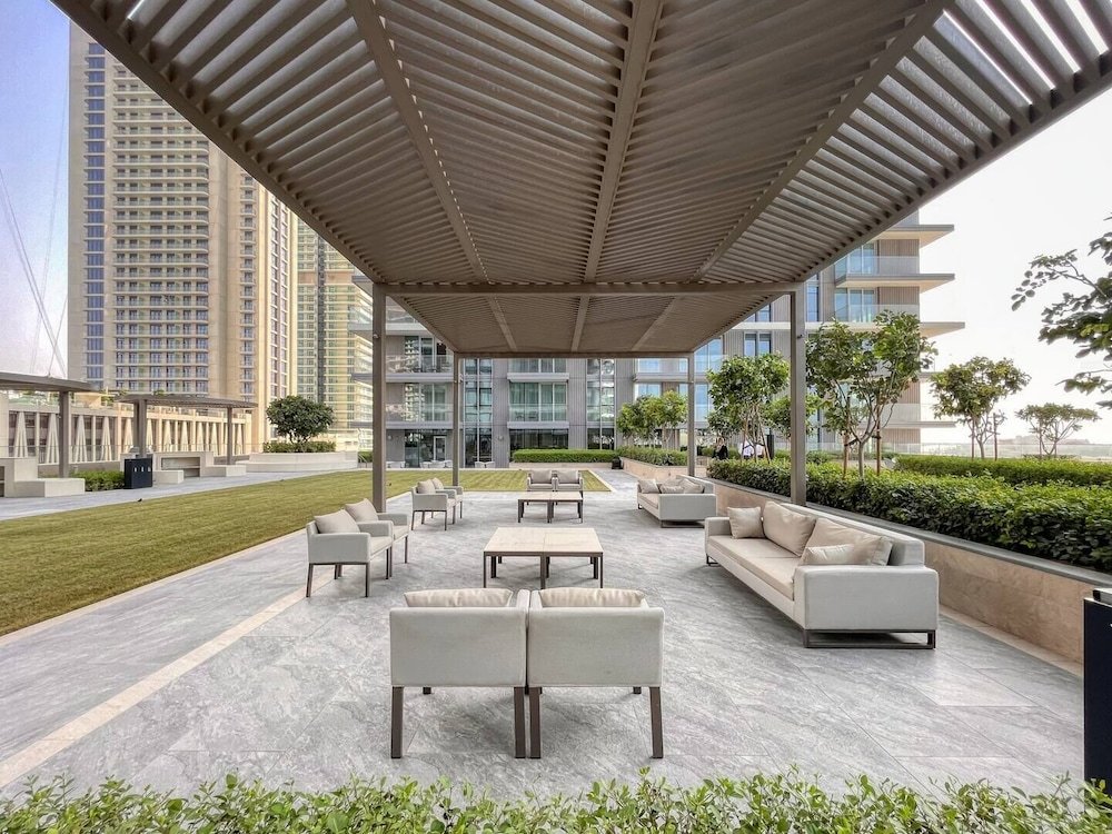 Дубай: Sea view 2BR Beach Isle