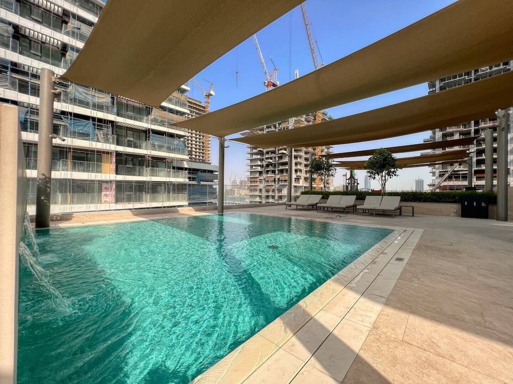 Дубай: Sea view 2BR Beach Isle