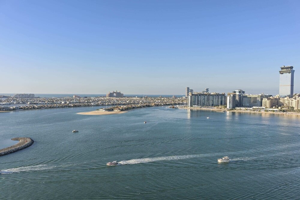 Дубай: Silkhaus Beach Vista, Dubai Harbor