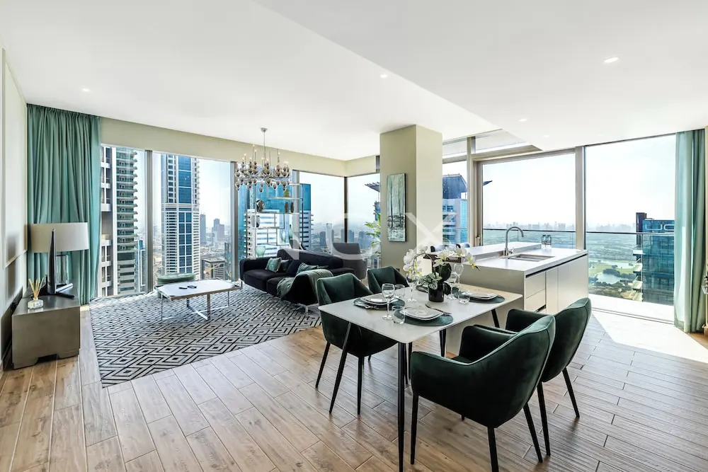 Дубай: The Residences at Marina Gate by Driven Holiday Homes