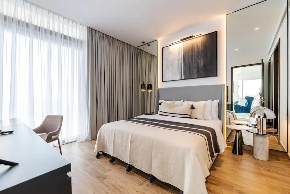 Дубай: The Residences at Marina Gate by Driven Holiday Homes