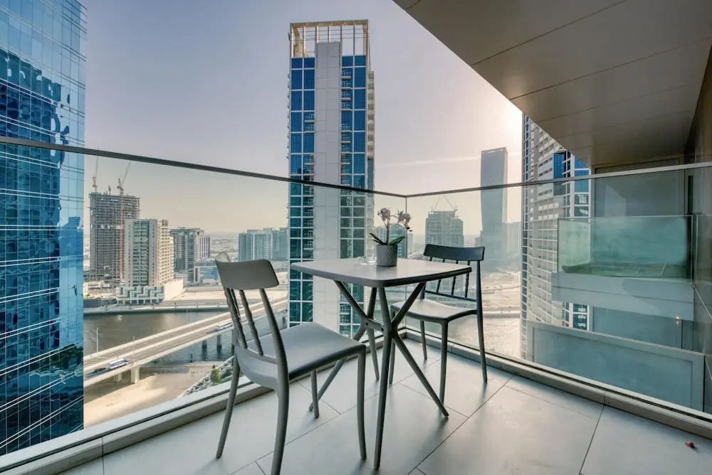 Дубай: Stylish Studio w Dubai Canal Vw in Business Bay