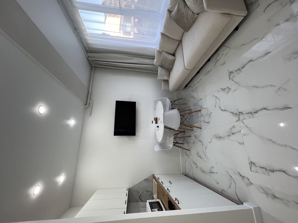 Адлер: Апартаменты Уютные с новым ремонтом