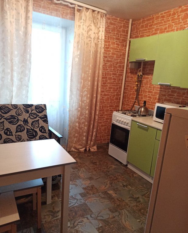 Великий Новгород: Квартира в новостройке со всеми удобствами