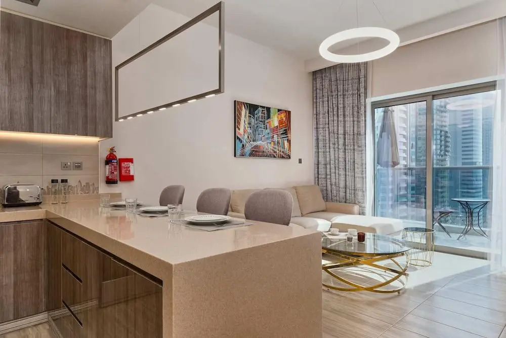 Дубай: 1BR view in a luxurious home