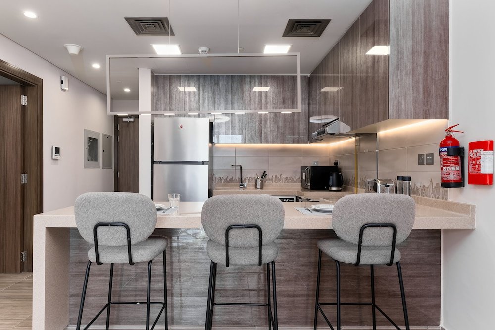 Дубай: 1BR view in a luxurious home