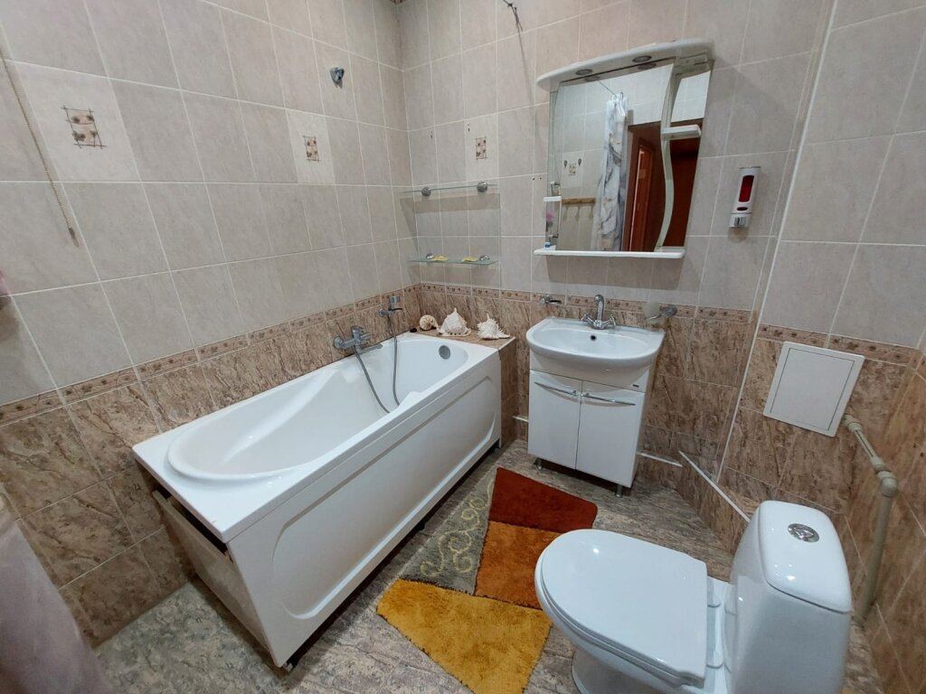 Квартира Чистая и уютная  в центре — фото 5