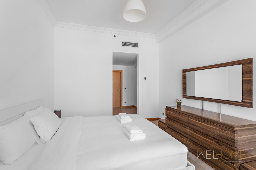 Дубай: Апартаменты WelHome - Breathtaking 1BR Apartment Shoreline The Palm