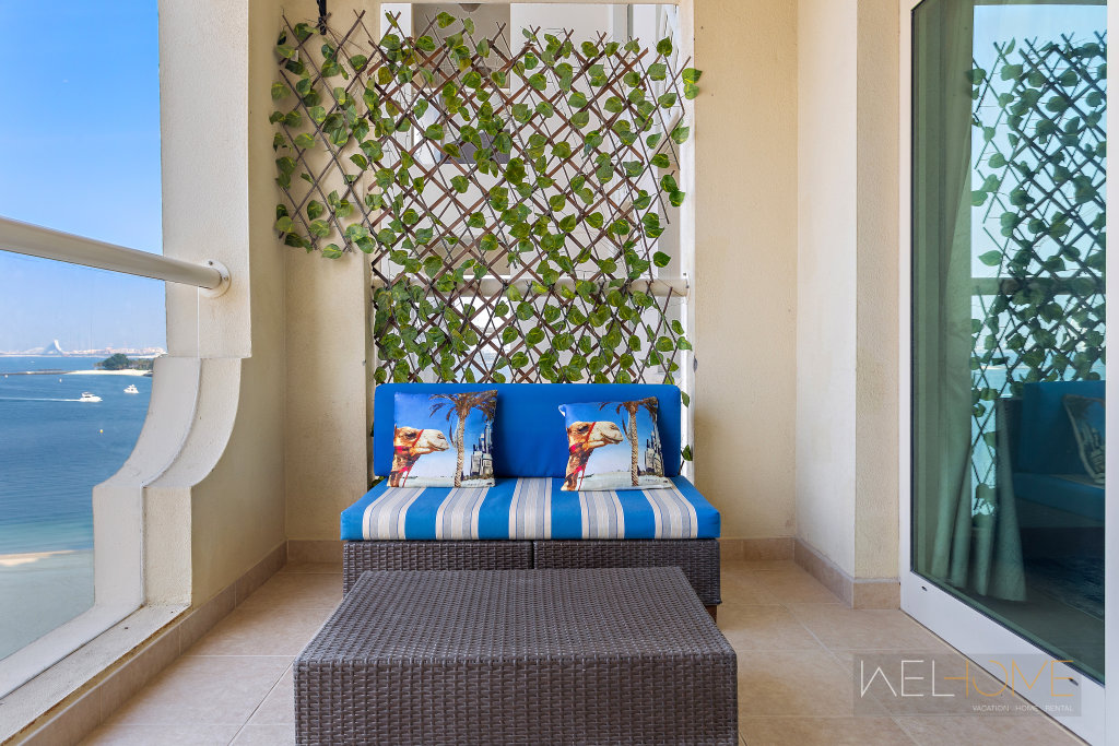Дубай: Апартаменты WelHome - Breathtaking 1BR Apartment Shoreline The Palm
