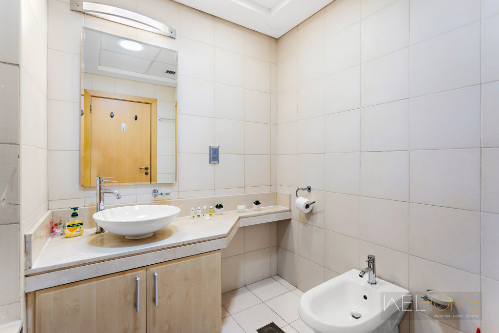 Дубай: Апартаменты WelHome - Breathtaking 1BR Apartment Shoreline The Palm