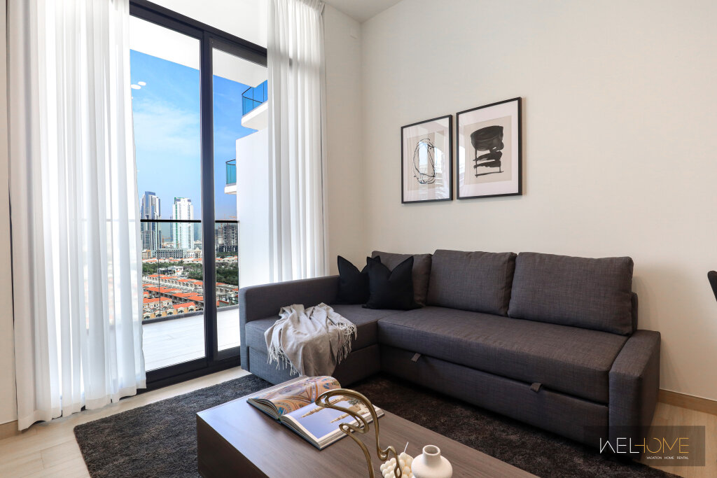Дубай: Апартаменты WelHome - Dubai Delight: Luxe Living 1BR at Binghatti Luna
