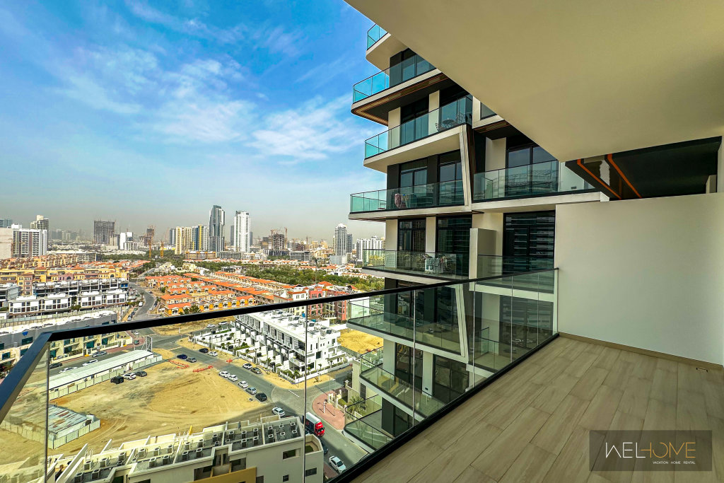 Дубай: Апартаменты WelHome - Dubai Delight: Luxe Living 1BR at Binghatti Luna