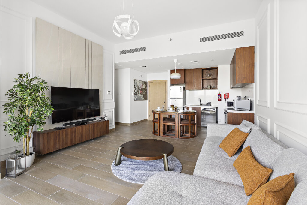 Дубай: Апартаменты WelHome - Mesmerizing Sea & Burj Khalifa Views Apt at La Voile