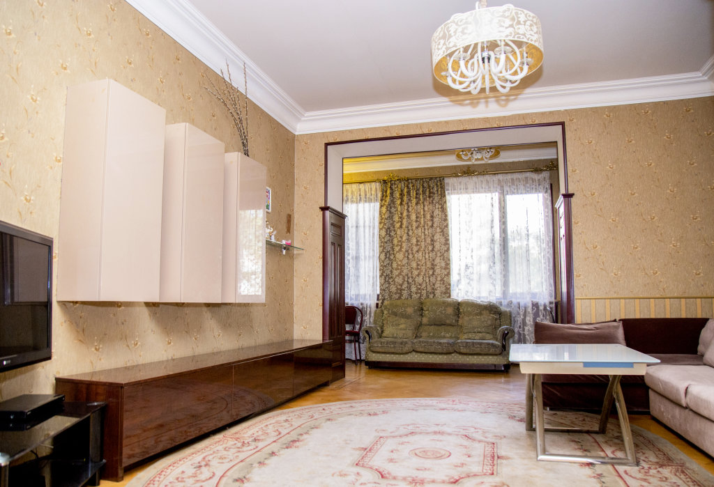 Ереван: Апартаменты Holiday Home