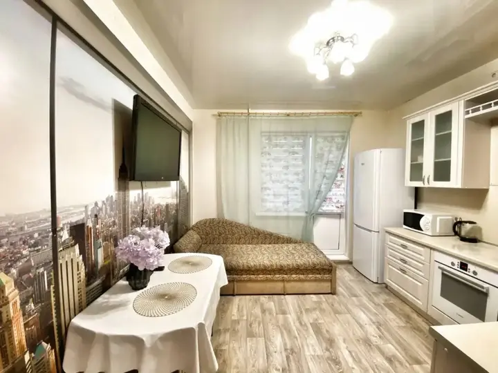 Сургут: Квартира 1к на Крылова 32