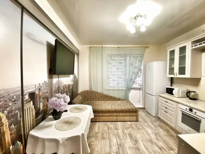 Сургут: Квартира 1к на Крылова 32