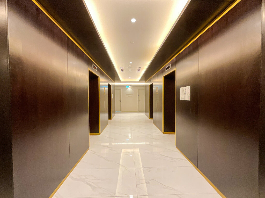 Дубай: Апартаменты WelHome - Evergreen Apartment Amidst Vibrant JVC With Pool