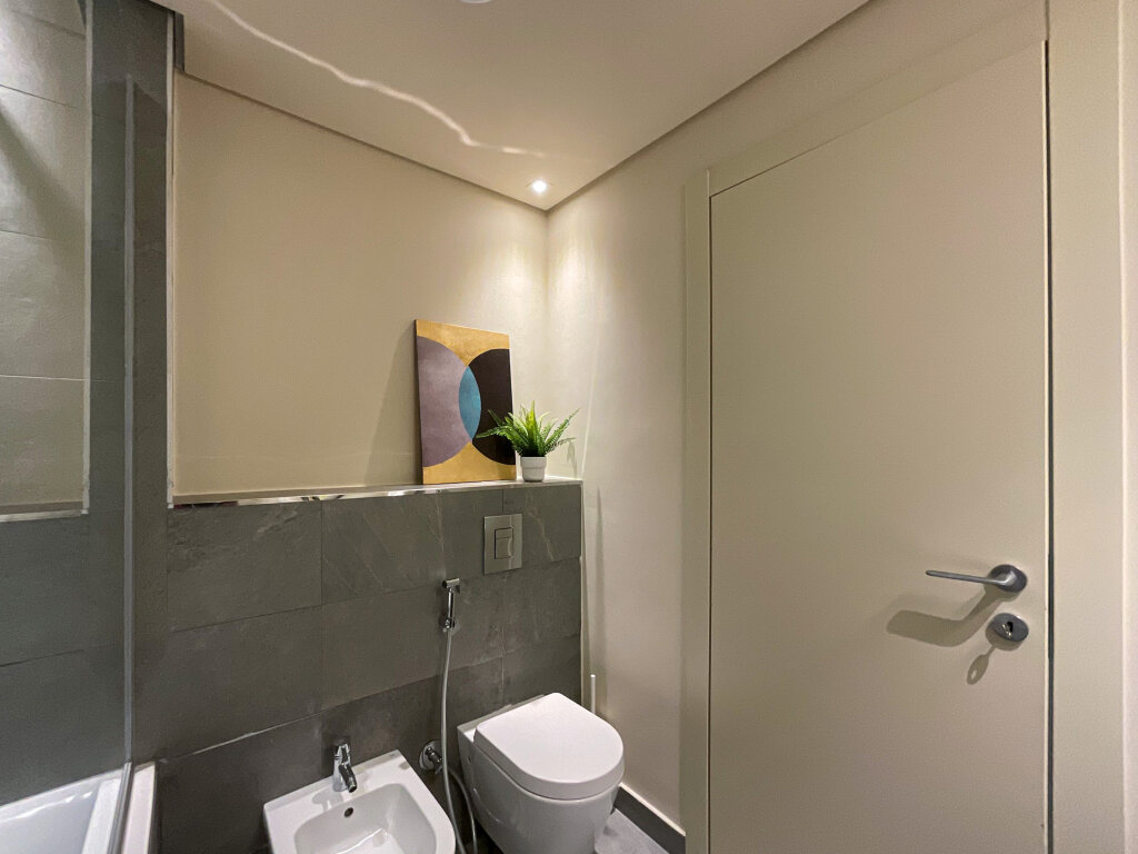 Дубай: Апартаменты WelHome - Evergreen Apartment Amidst Vibrant JVC With Pool