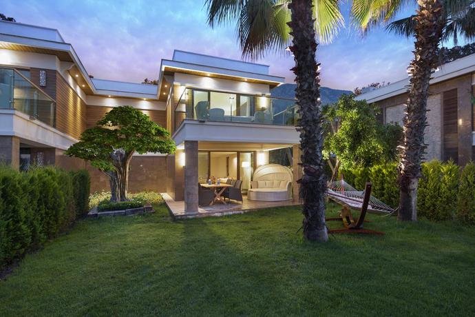 Бельдиби: Crystal Nirvana Lagoon Villas Suites & Spa