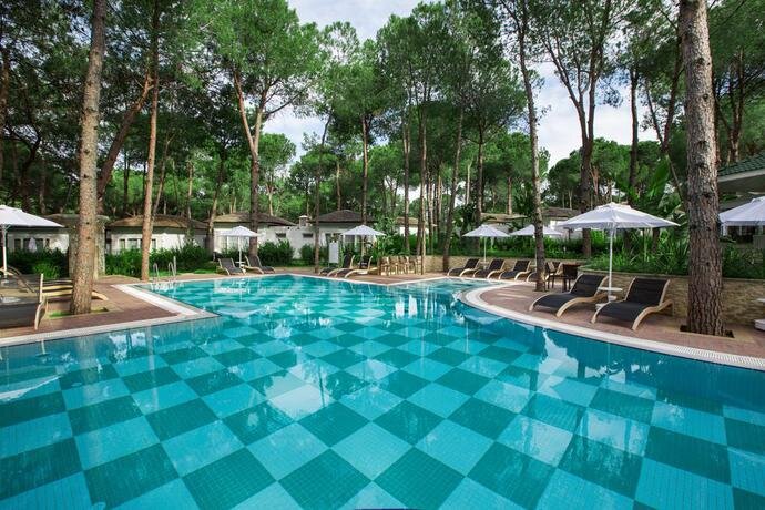 Бельдиби: Crystal Nirvana Lagoon Villas Suites & Spa