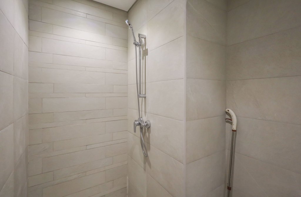 Дубай: Апартаменты Apartments Elite LUX Holiday Homes - Modern Marvel – Sleek Studio in Azizi Riviera