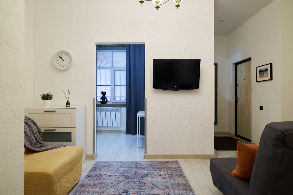 Санкт-Петербург: Апартаменты RoomyRoom на Английском проспекте
