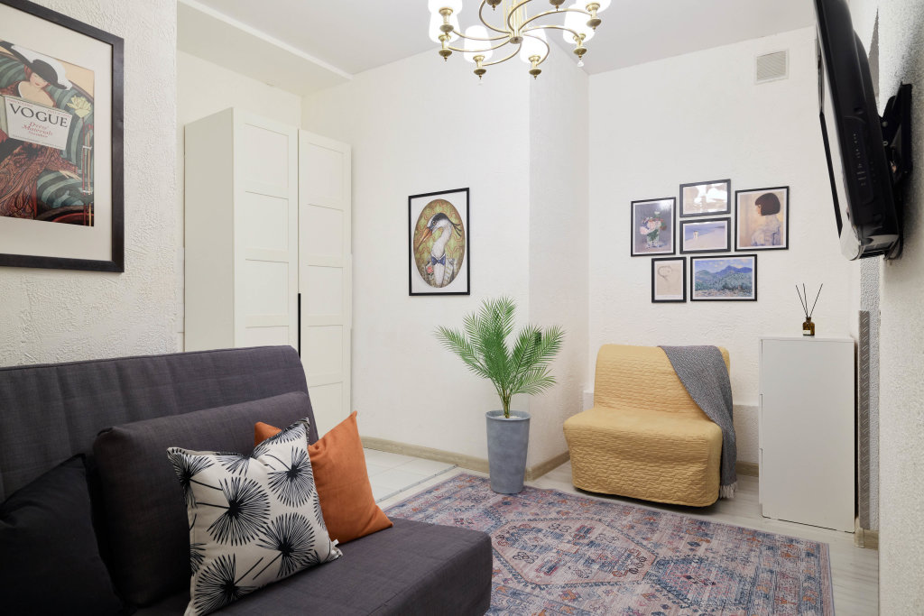 Санкт-Петербург: Апартаменты RoomyRoom на Английском проспекте